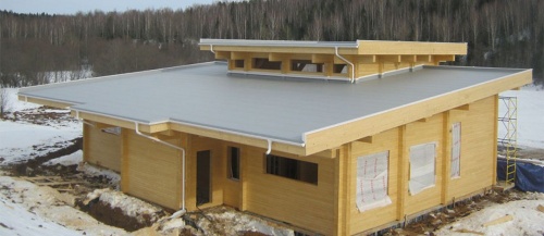 Плоская крыша: устройство, ограждение, система водоотвода
