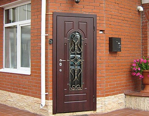 Как выбрать входные двери для дома?